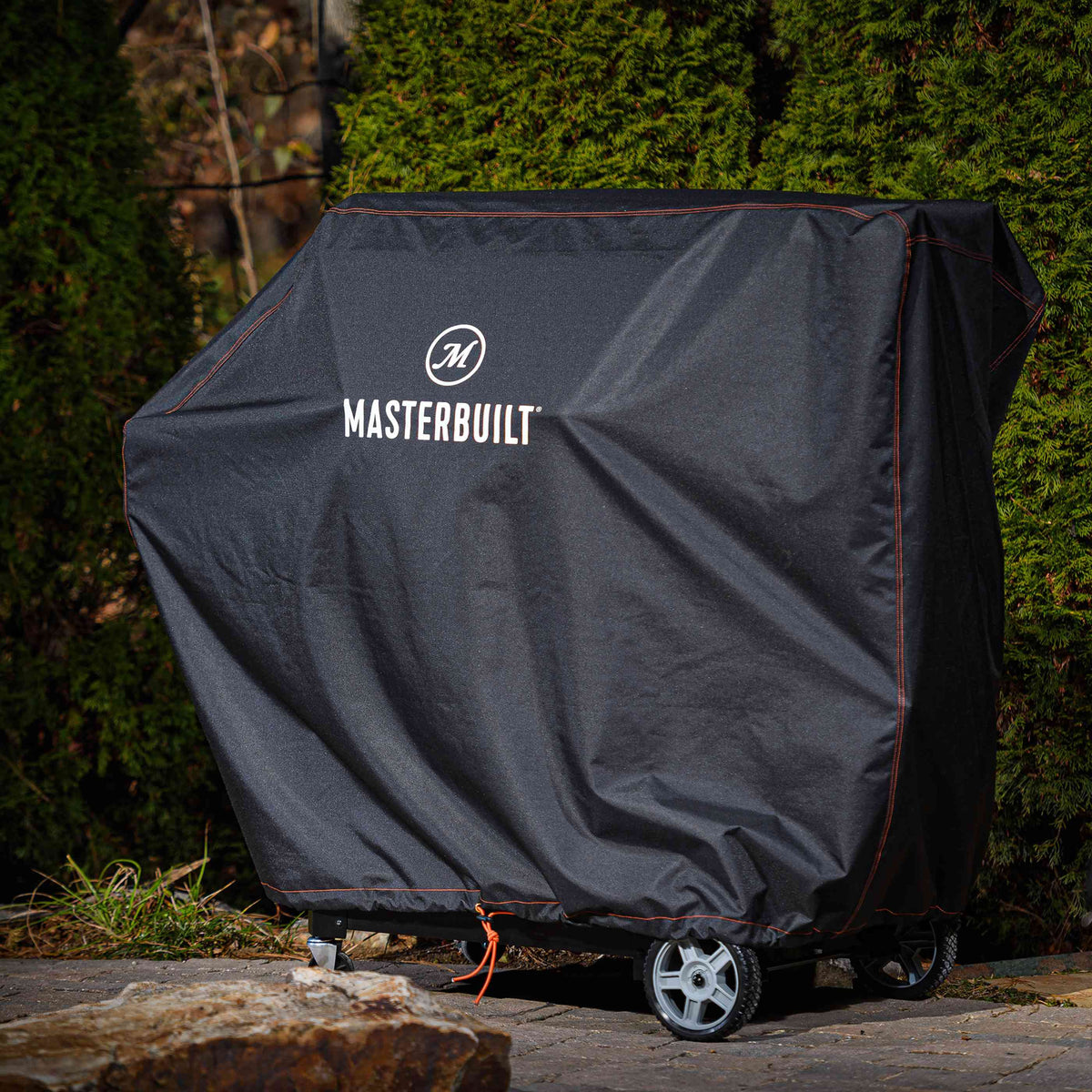 Masterbuilt Gravity Series XT & 1050 Digital Charcoal Grill Smoker Cover in Black