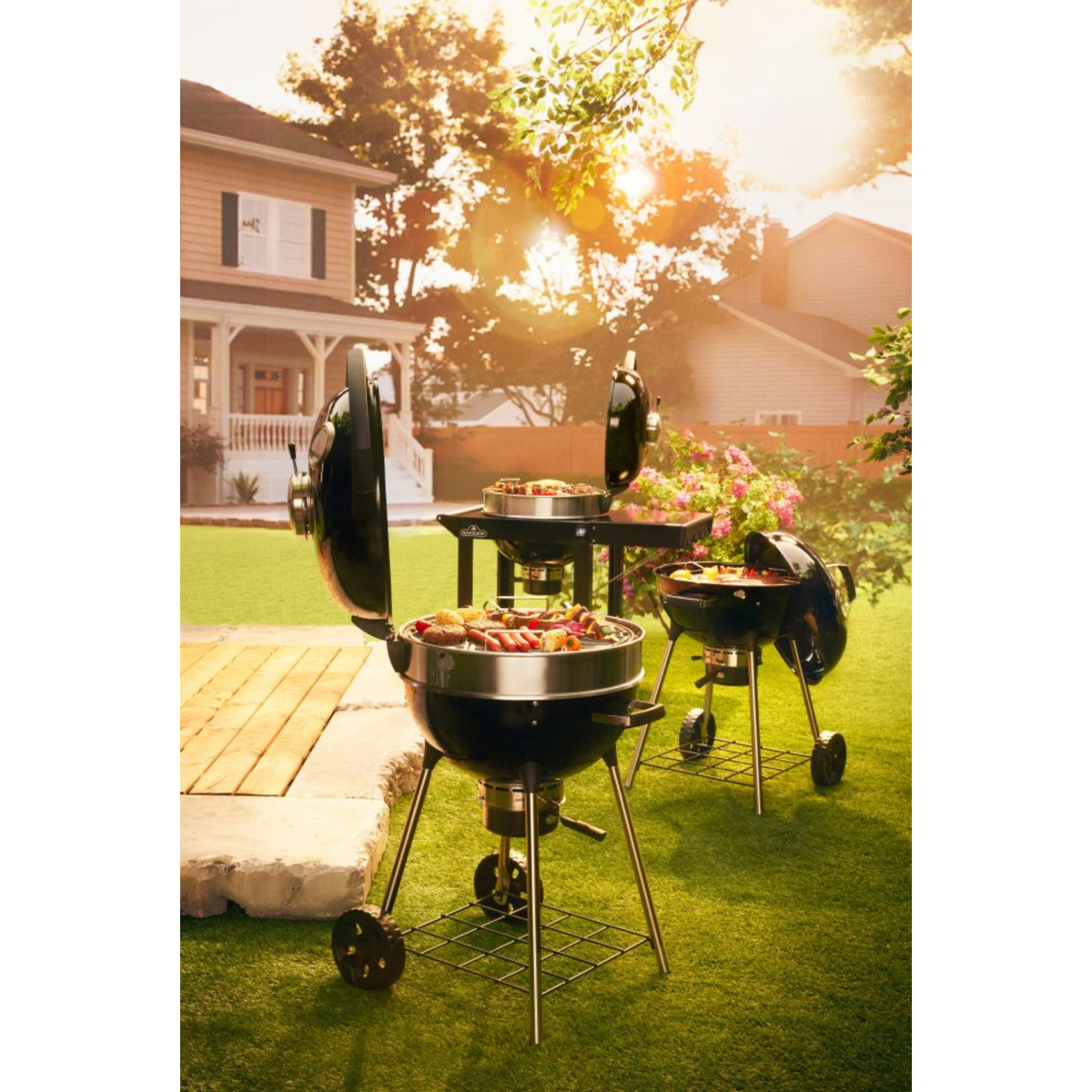 Napoleon Professional 22 Charcoal Kettle Barbecue 57cm | New for 2025