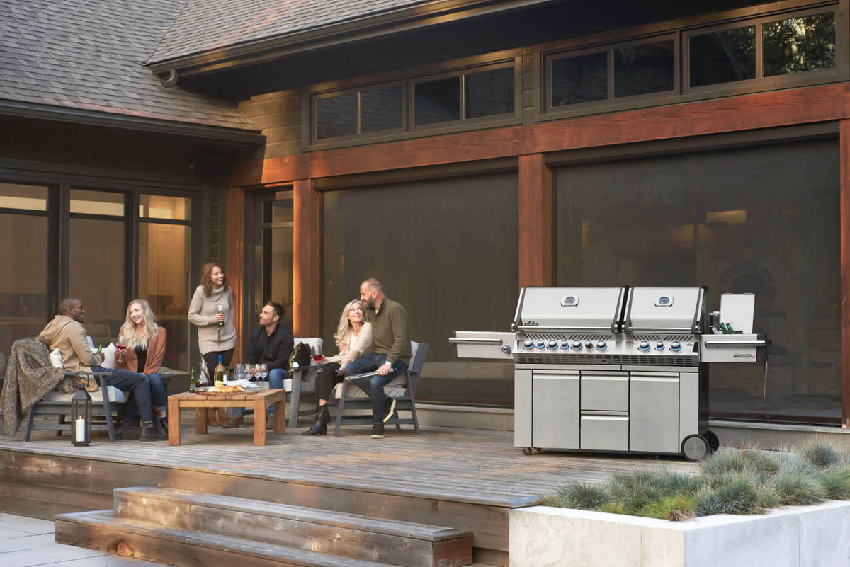Napoleon Prestige PRO 825 Gas BBQ RSBI PRO825RSBIPSS-3-GB - Free Rotisserie